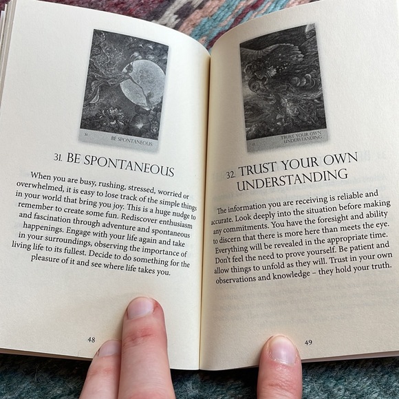 *SOLD* Like New! 🦋 Nature’s Whispers Oracle 🌬️ - Picture 6 of 6